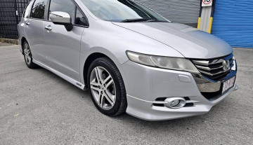 2012 Honda oddessey luxury automatic 8seats 1.jpg